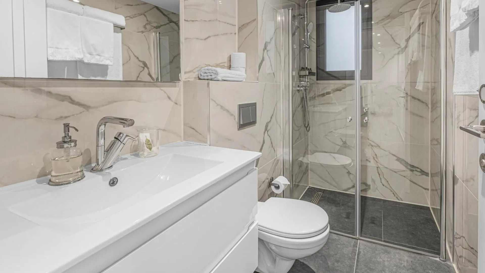 Luxury Suite Apartment #68 By Hashdera Eilat